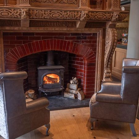 The Manor Boutique Hotel Restaurant And Bar Conwy Exterior photo
